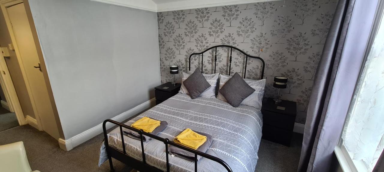 The Roslyn Guest House Paignton Bagian luar foto
