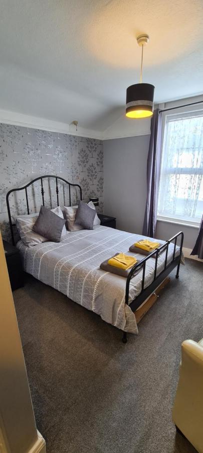 The Roslyn Guest House Paignton Bagian luar foto